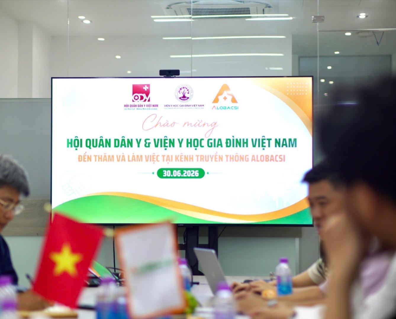 Viện Y học Gia Đình Việt Nam gặp gỡ làm việc cùng Alo bác sĩ!