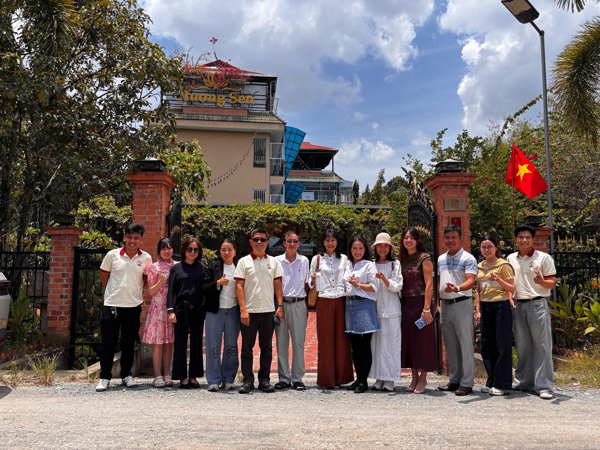 Viện Y Học Gia Đình Việt Nam khảo sát đóng góp định hướng phát triển Làng sức khỏe tại xã Bình Mỹ